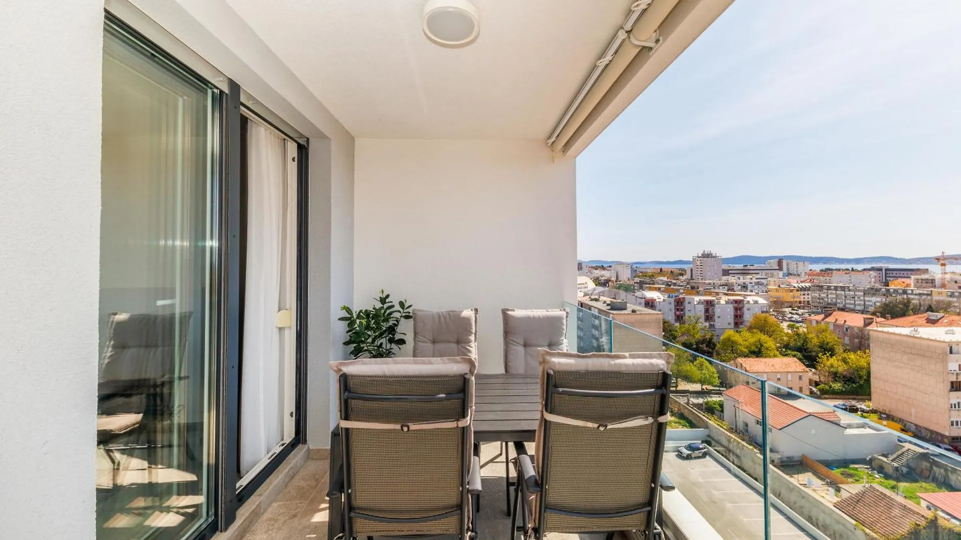 365 Sunsets Apartment By Belmont Realty 자다르 0*,  크로아티아