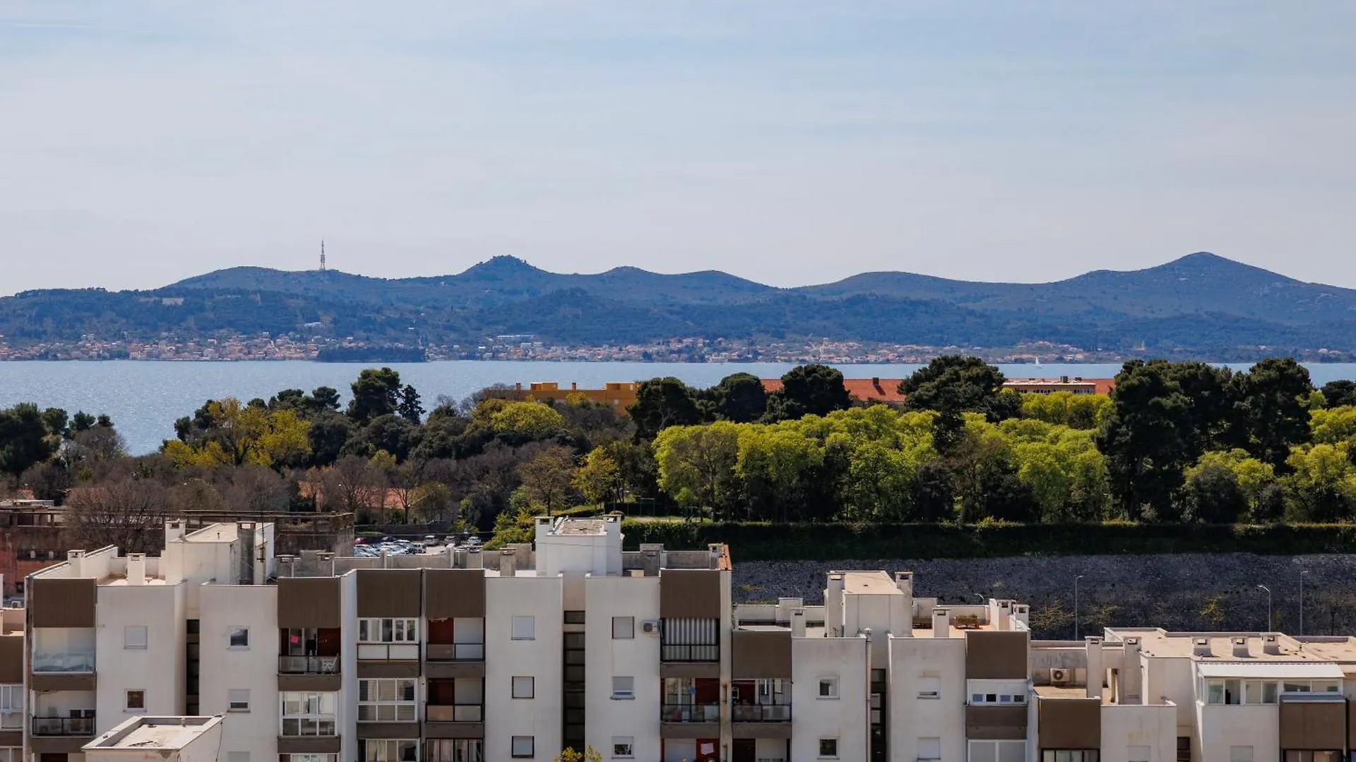365 Sunsets Apartment By Belmont Realty 자다르
