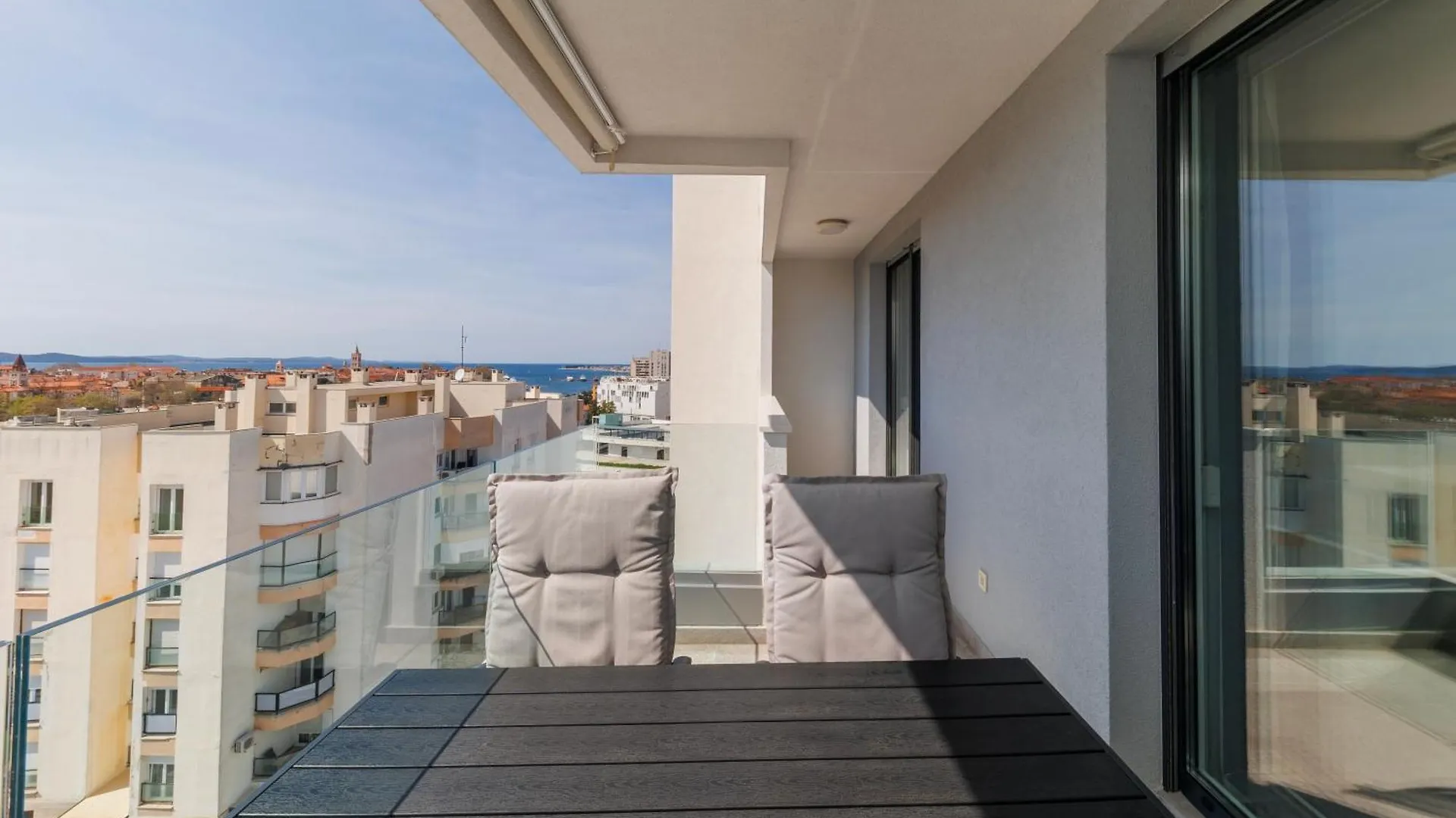 365 Sunsets Apartment By Belmont Realty 자다르 0*,  크로아티아