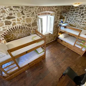 Albergue Tequila Bar (adults Only), Zadar